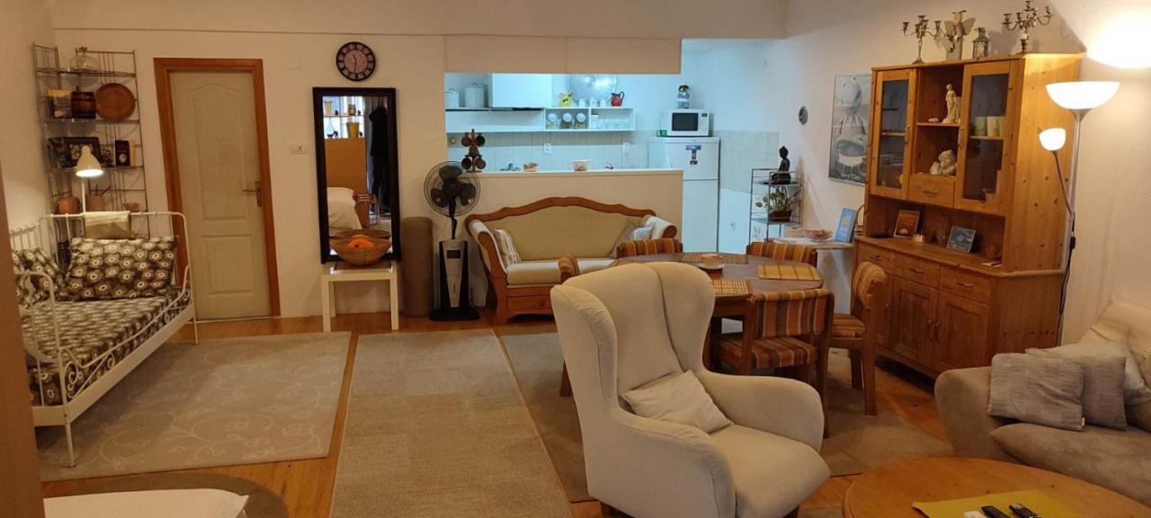 Apartman Andjelic Требинє Екстер'єр фото